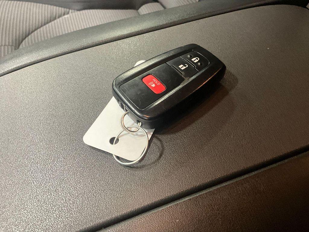 used 2023 Toyota Highlander car, priced at $37,500