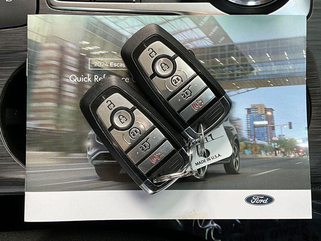 used 2024 Ford Escape car, priced at $22,900
