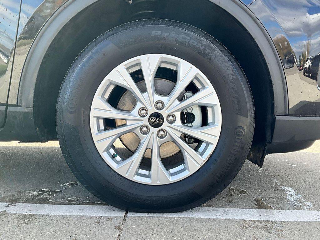 used 2024 Ford Escape car, priced at $22,900