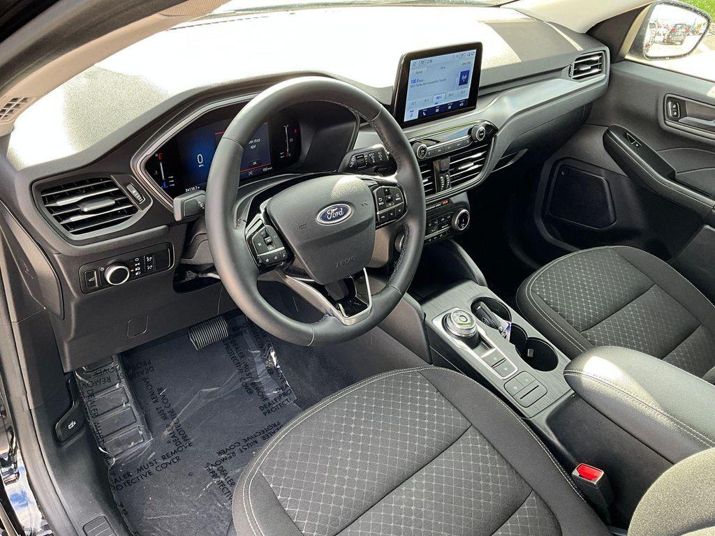 used 2024 Ford Escape car, priced at $22,900