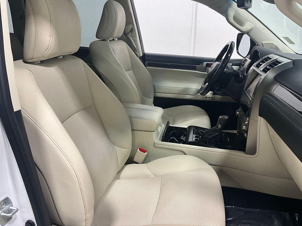 used 2020 Lexus GX 460 car, priced at $35,900