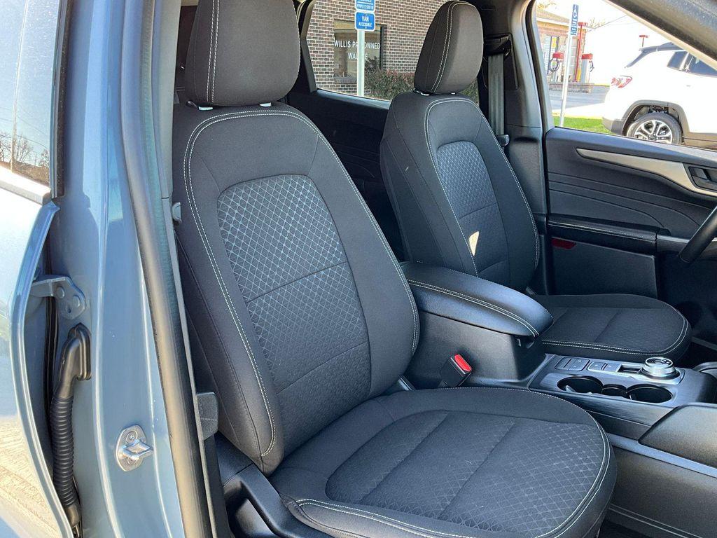 used 2024 Ford Escape car, priced at $21,900