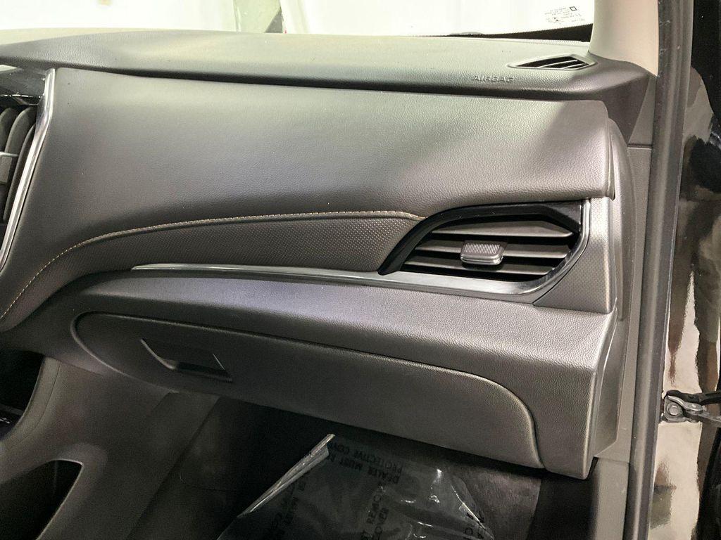 used 2020 Chevrolet Traverse car, priced at $25,200
