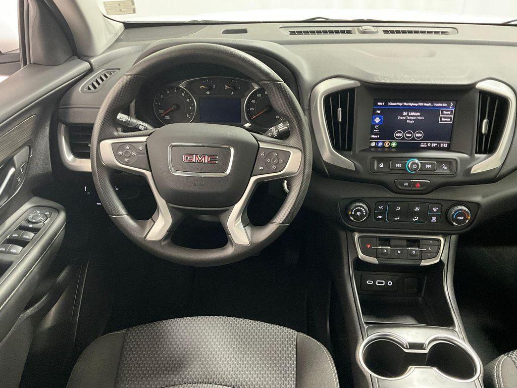 used 2024 GMC Terrain car, priced at $25,200