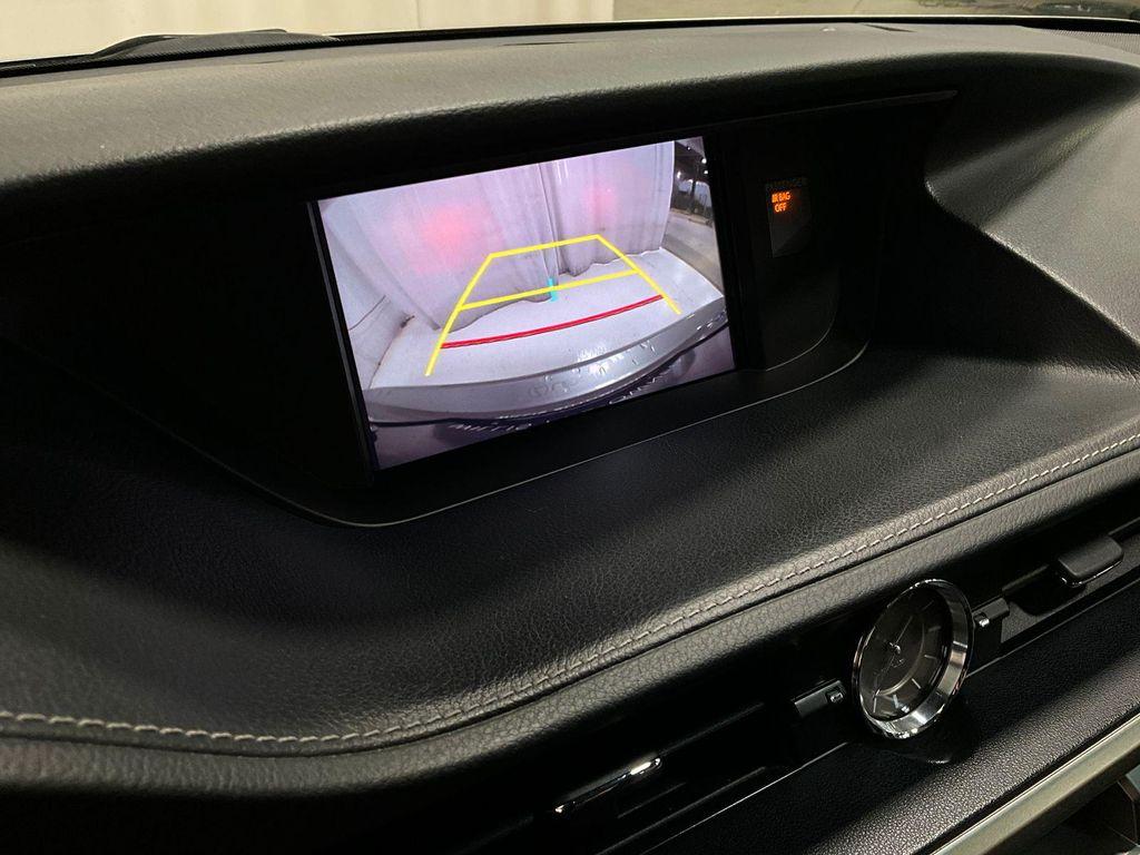 used 2018 Lexus ES 350 car, priced at $18,900