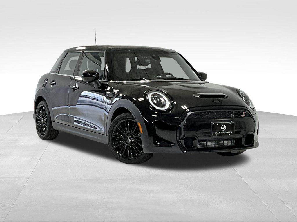 used 2022 MINI Hardtop car, priced at $25,600