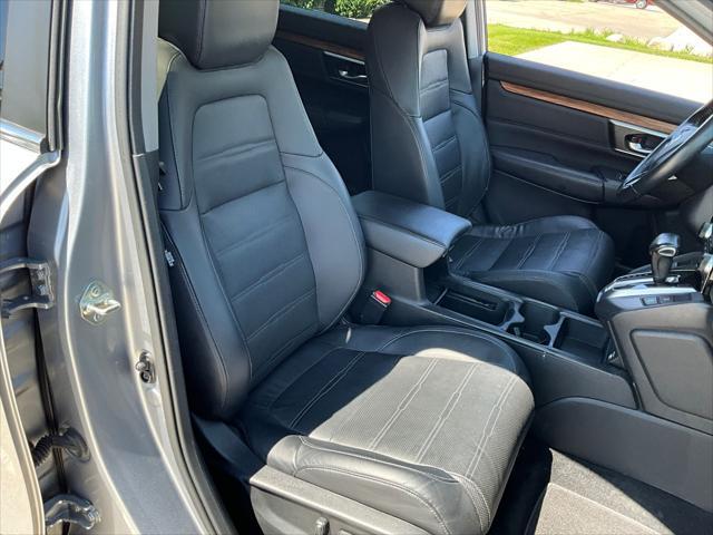 used 2020 Honda CR-V car, priced at $25,900