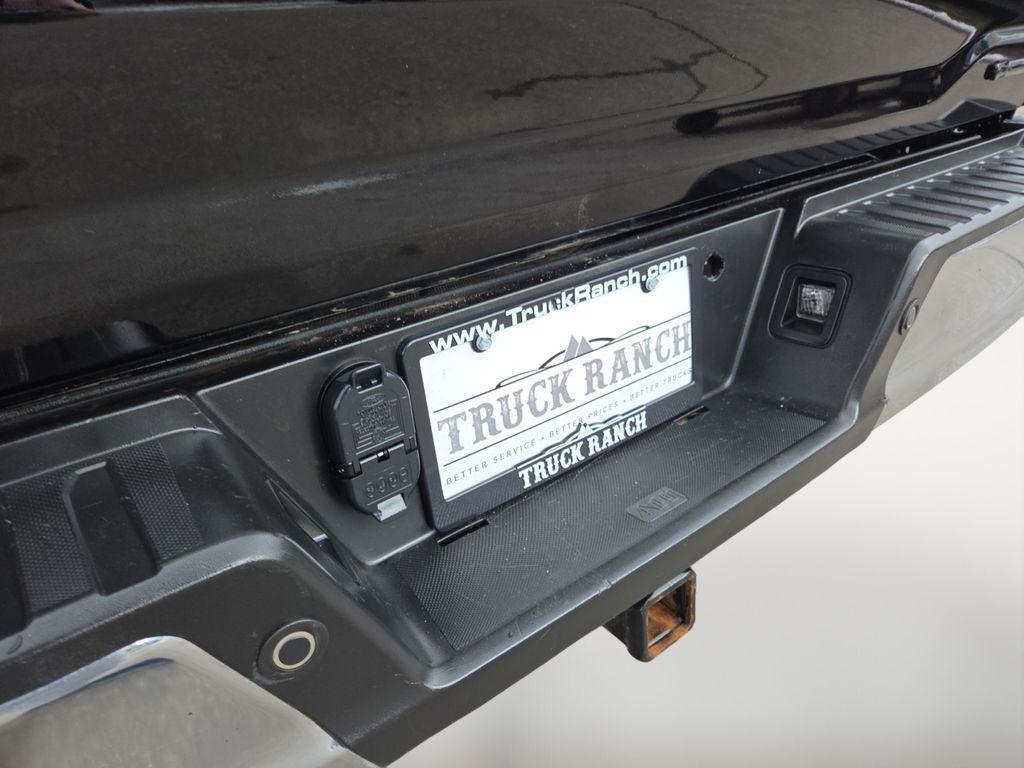used 2021 Ford F-150 car, priced at $25,995
