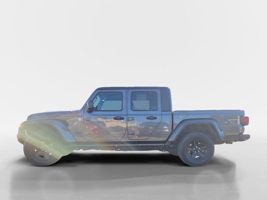 used 2021 Jeep Gladiator car, priced at $33,995