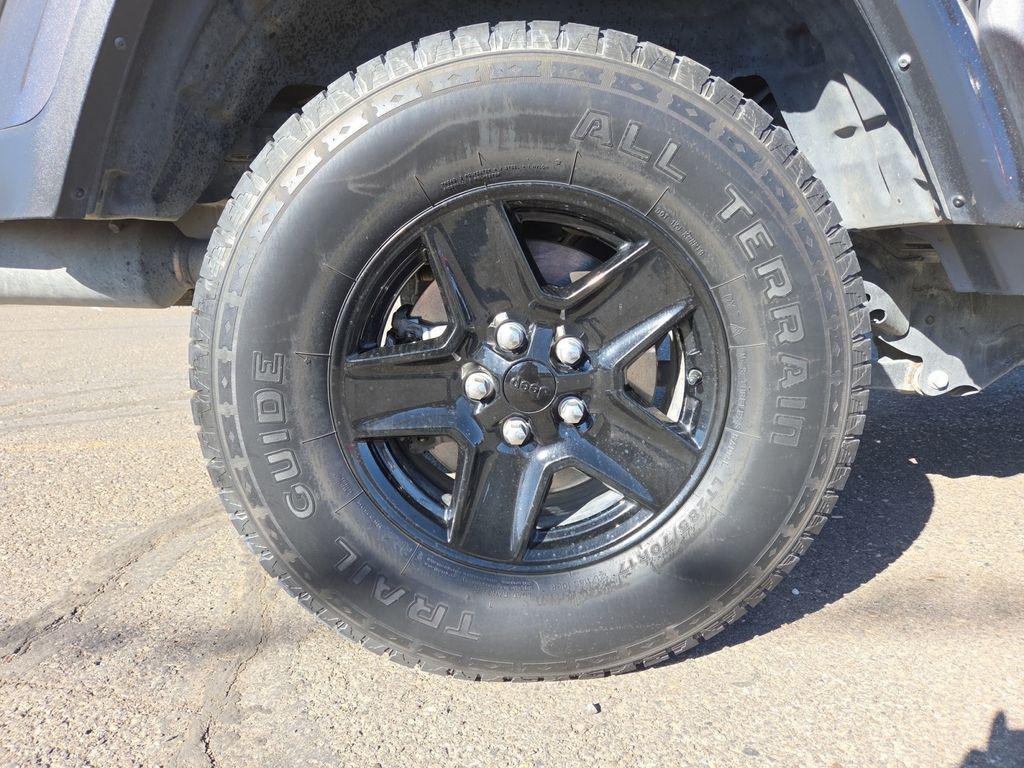 used 2021 Jeep Gladiator car, priced at $33,995