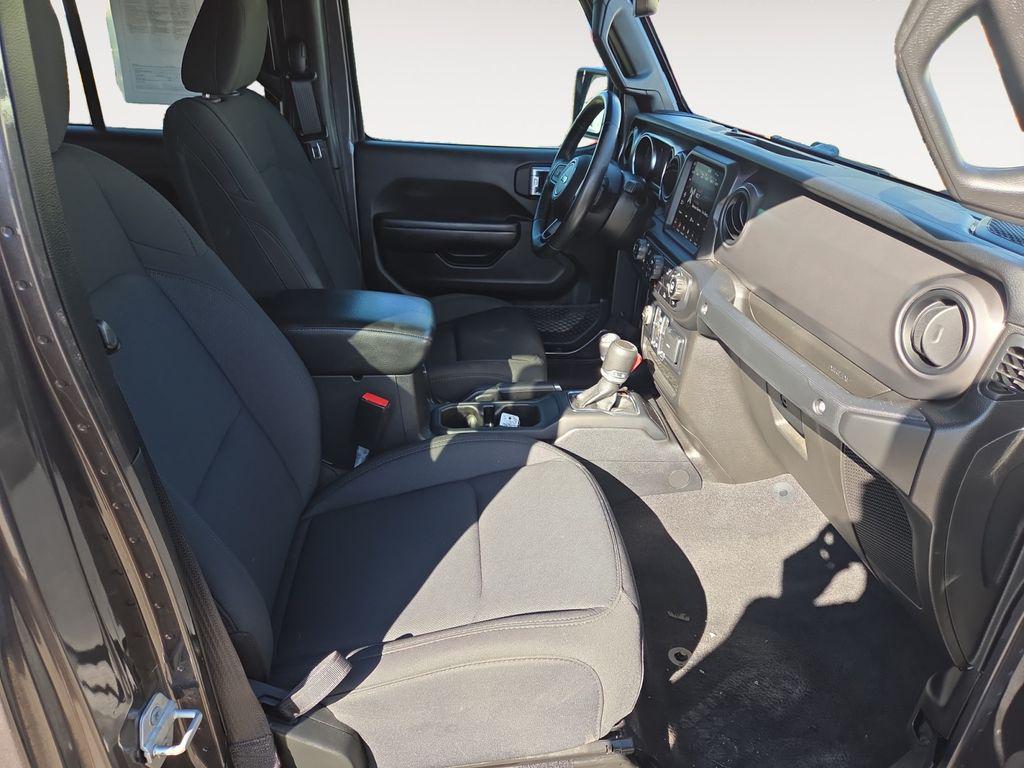 used 2021 Jeep Gladiator car, priced at $33,995