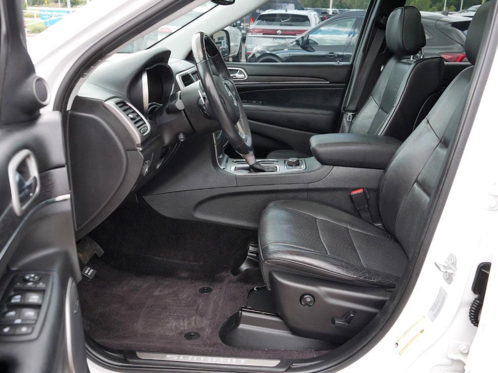 used 2017 Jeep Grand Cherokee car, priced at $22,000