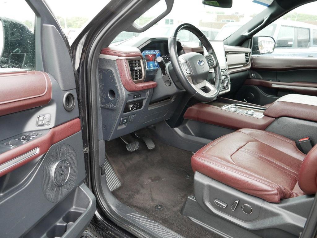 used 2023 Ford Expedition car, priced at $46,350