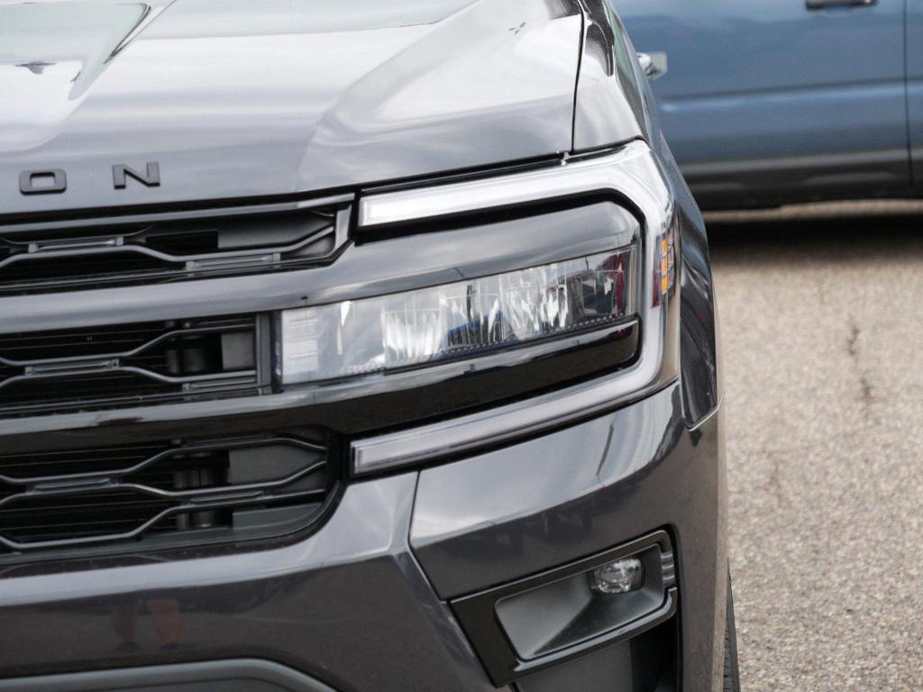 used 2022 Ford Expedition car, priced at $58,000