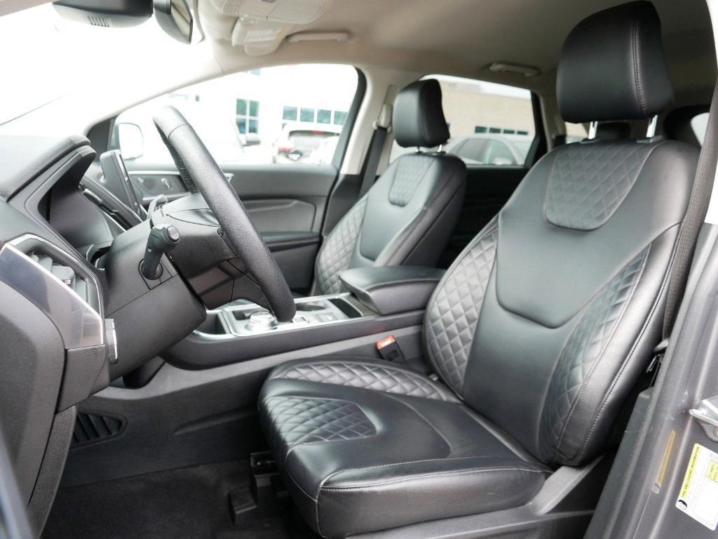 used 2024 Ford Edge car, priced at $29,500