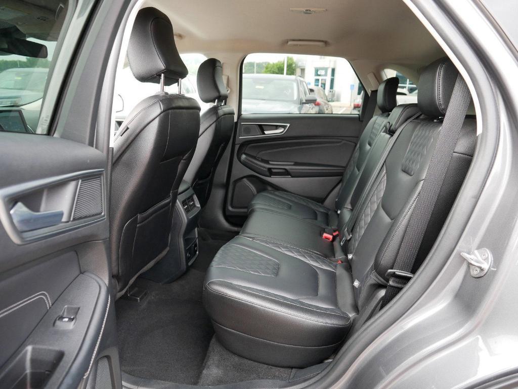 used 2024 Ford Edge car, priced at $29,500