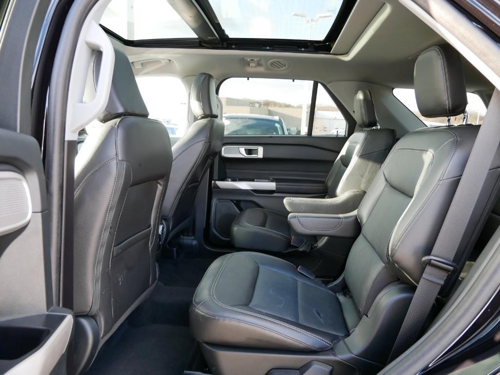 used 2022 Ford Explorer car, priced at $32,000