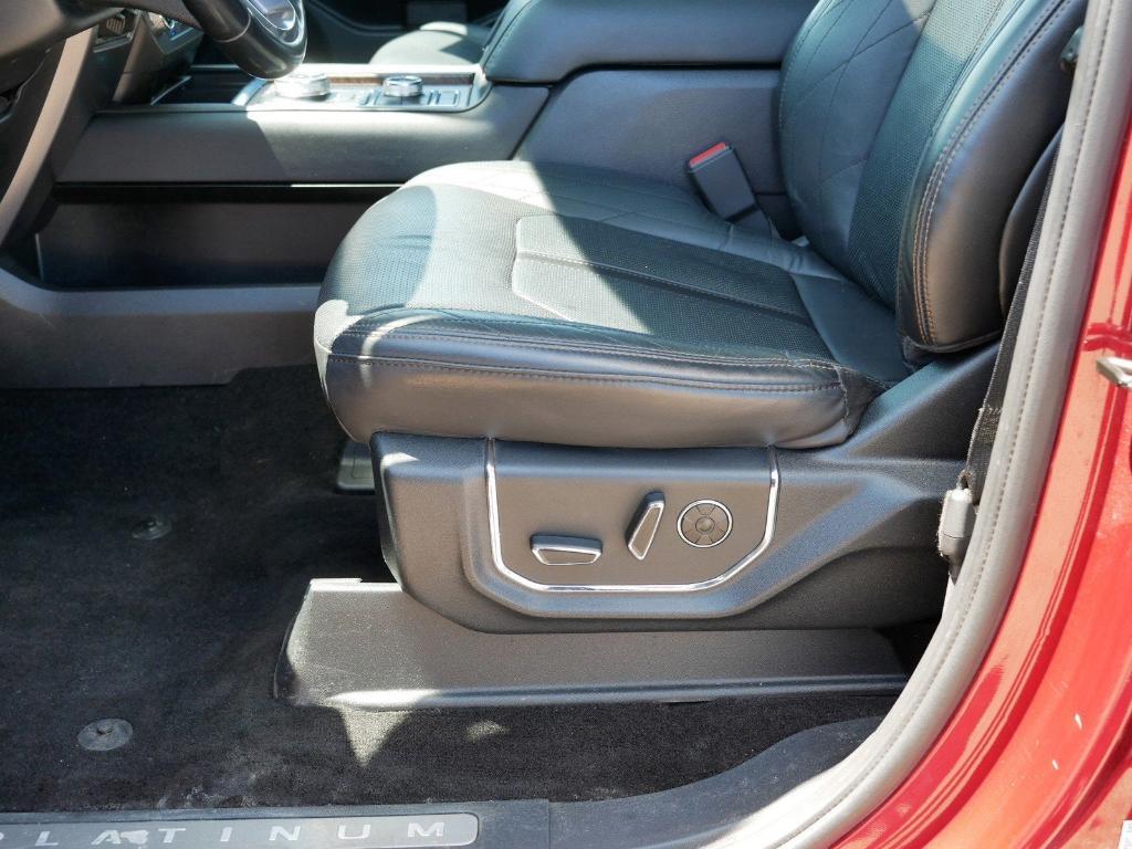 used 2019 Ford Expedition car, priced at $34,000