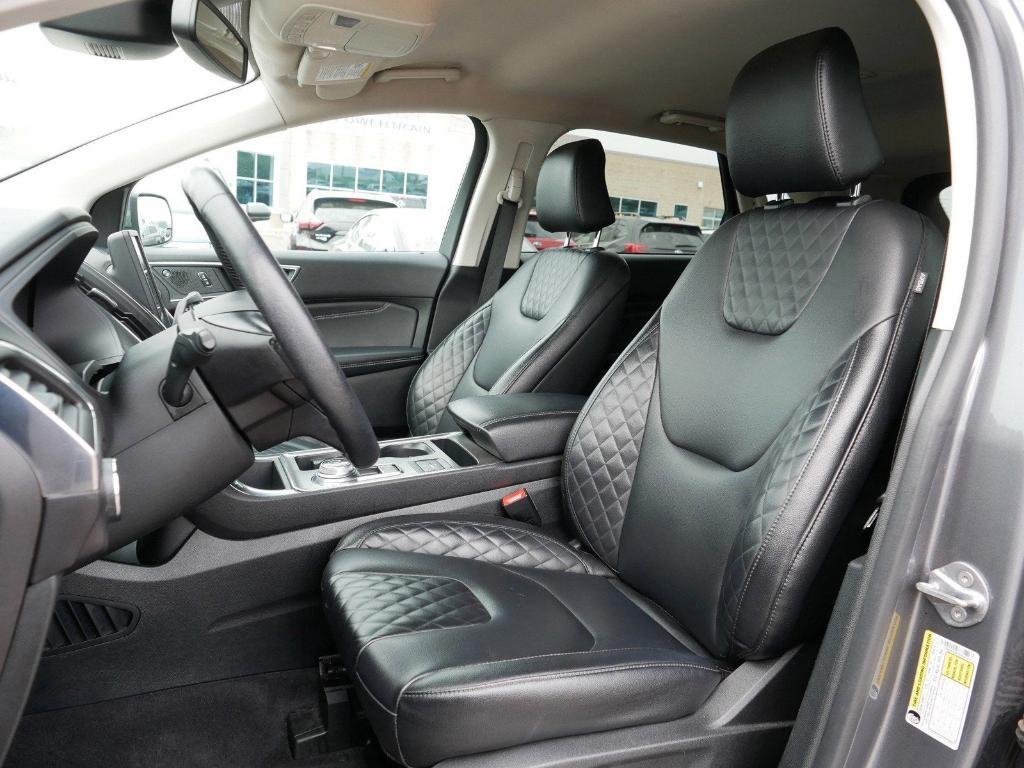 used 2024 Ford Edge car, priced at $29,500