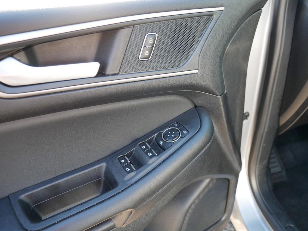 used 2024 Ford Edge car, priced at $26,495