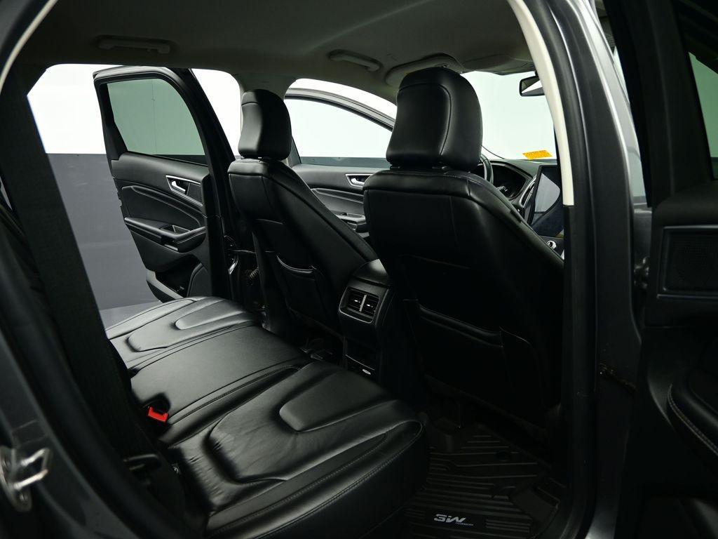 used 2022 Ford Edge car, priced at $27,636