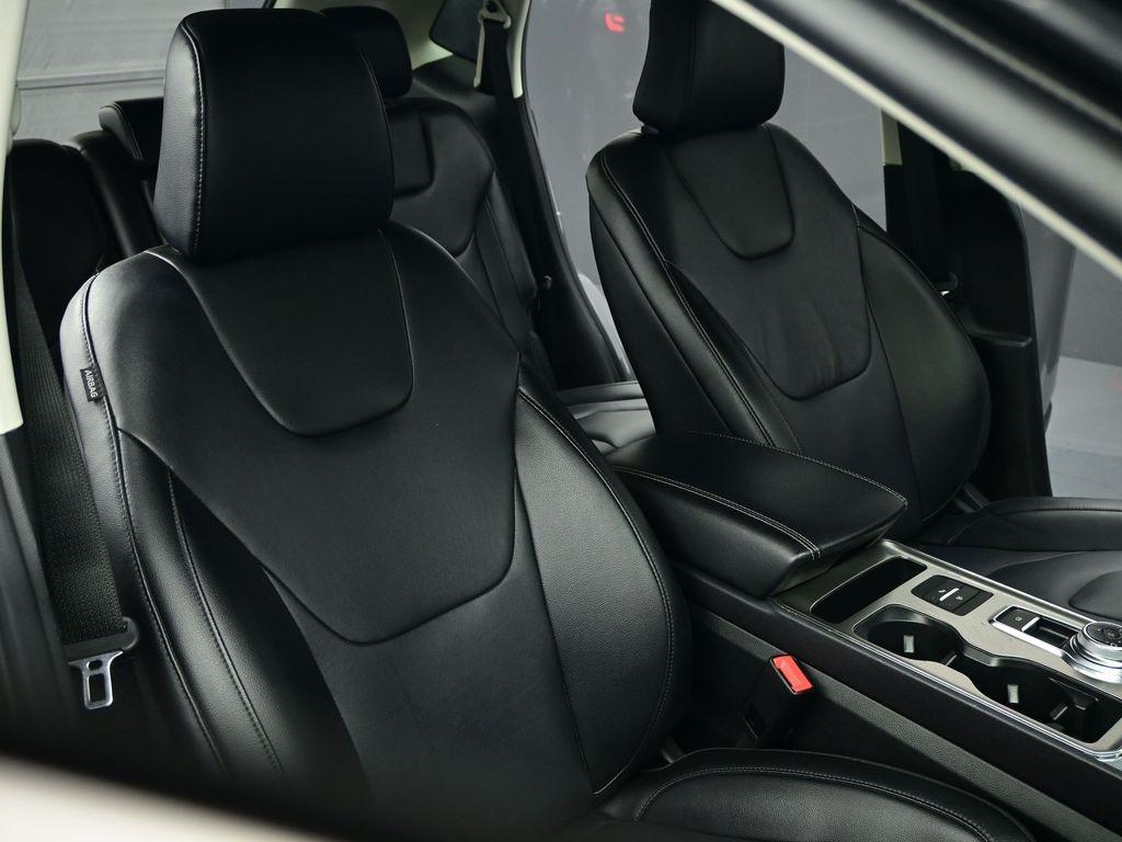 used 2022 Ford Edge car, priced at $27,636