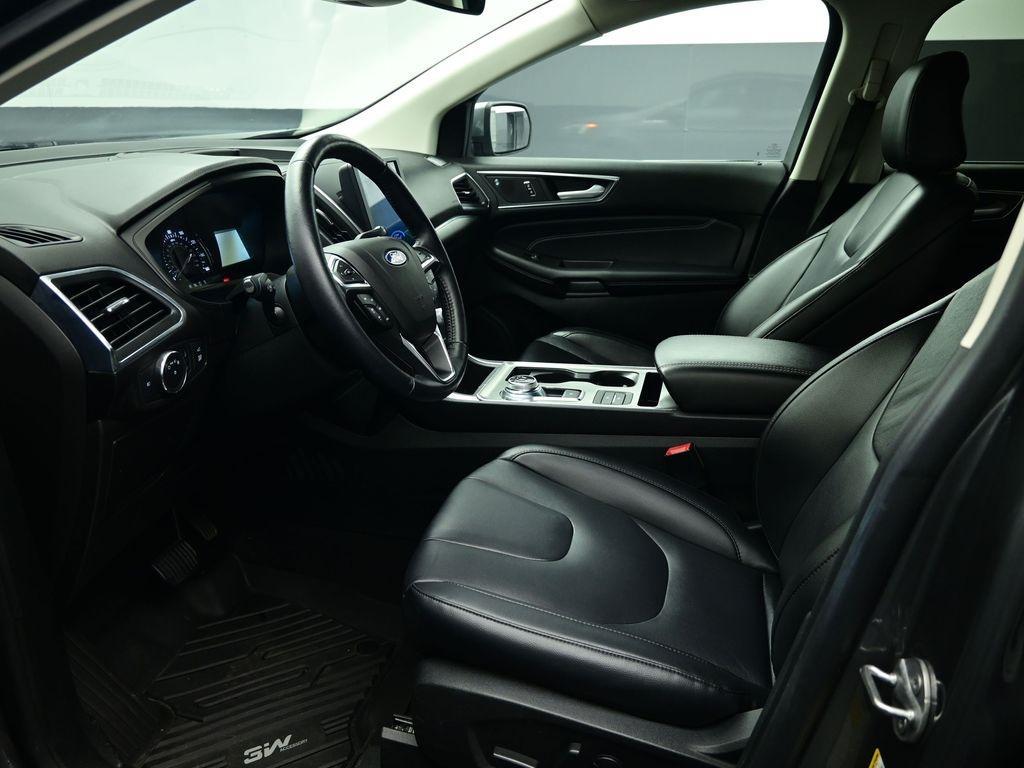 used 2022 Ford Edge car, priced at $27,636