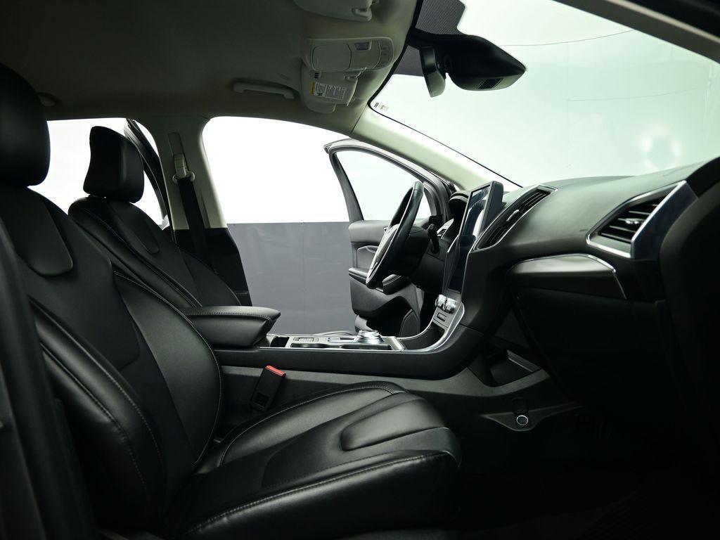 used 2022 Ford Edge car, priced at $27,636