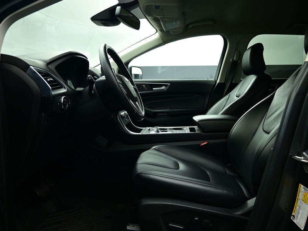 used 2022 Ford Edge car, priced at $27,636