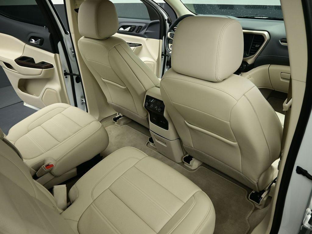 used 2022 GMC Acadia car, priced at $29,579