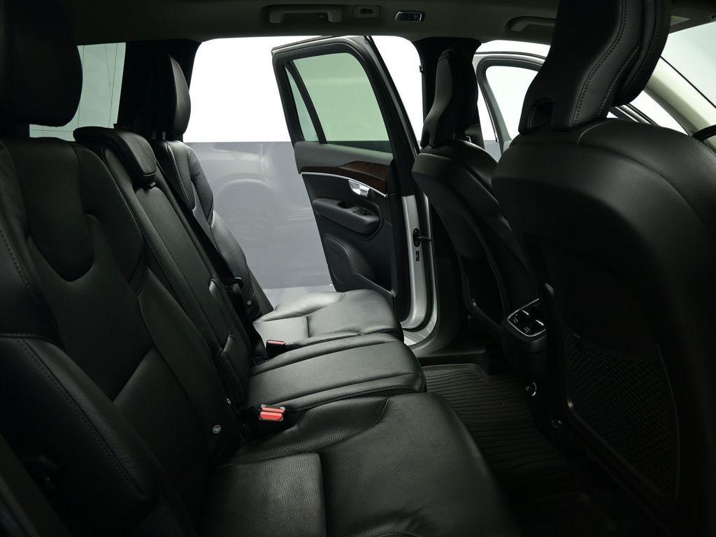 used 2019 Volvo XC90 car, priced at $21,546