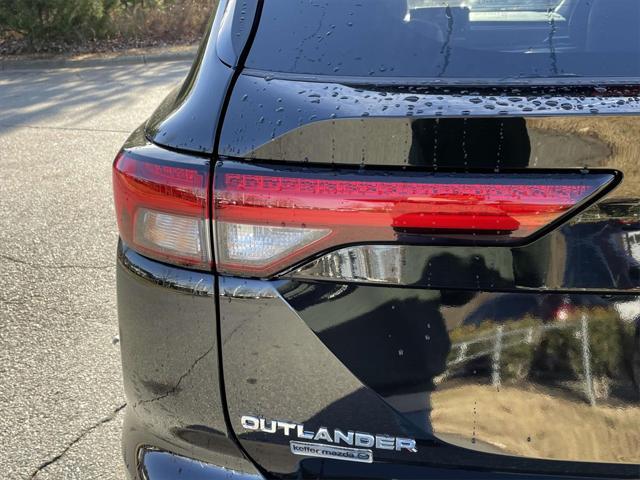 used 2024 Mitsubishi Outlander car, priced at $28,700