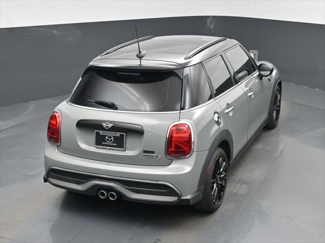 used 2023 MINI Hardtop car, priced at $25,694