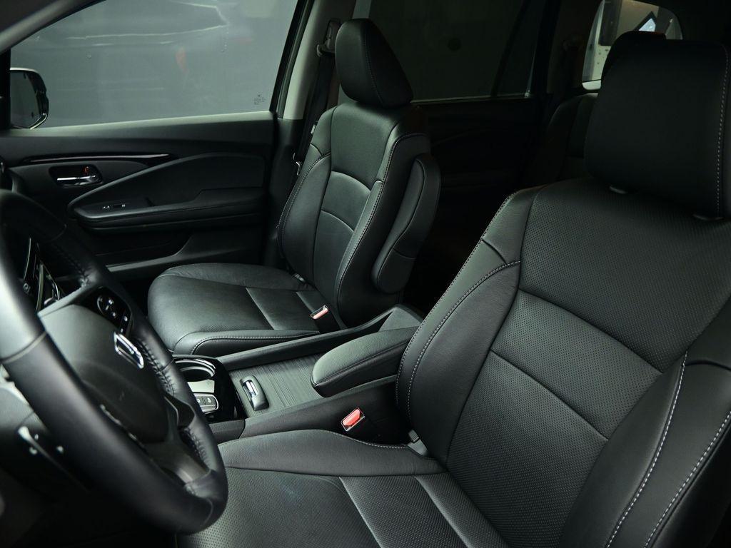 used 2022 Honda Pilot car, priced at $34,577