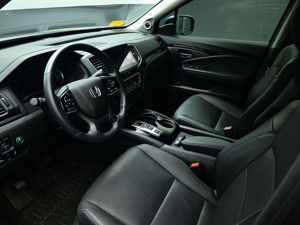 used 2022 Honda Pilot car, priced at $34,577
