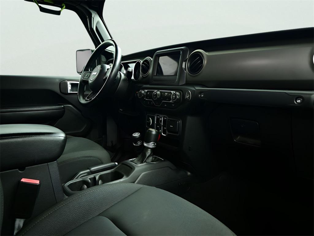 used 2021 Jeep Gladiator car, priced at $26,998