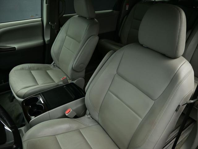 used 2018 Toyota Sienna car, priced at $24,763