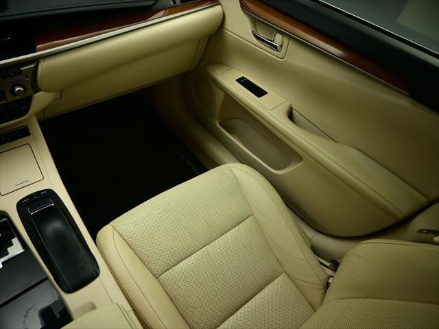 used 2013 Lexus ES 300h car, priced at $11,987