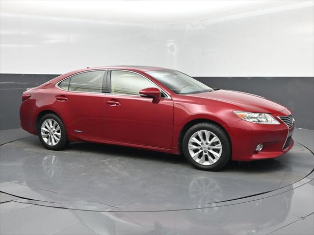 used 2013 Lexus ES 300h car, priced at $12,235