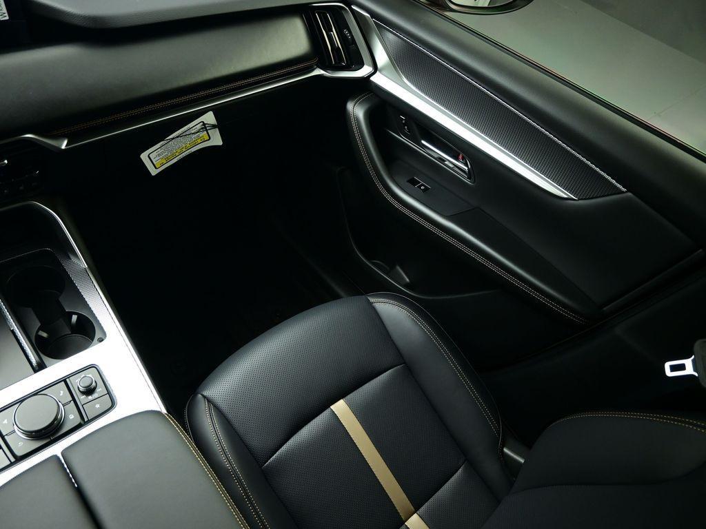 new 2025 Mazda CX-70 car, priced at $52,000