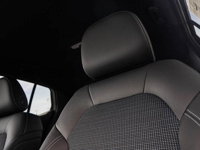 new 2025 Buick Envista car, priced at $26,798