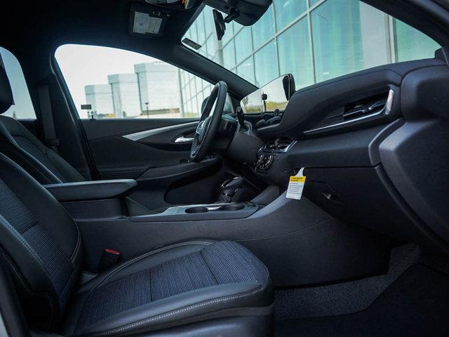 new 2025 Buick Envista car, priced at $26,998