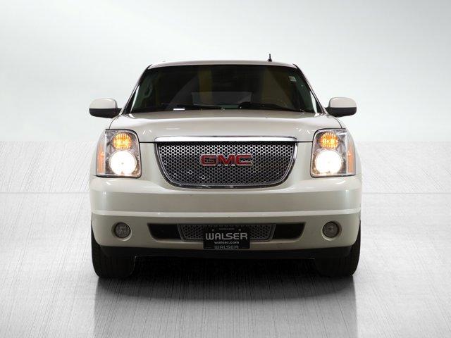 used 2014 GMC Yukon car, priced at $15,299