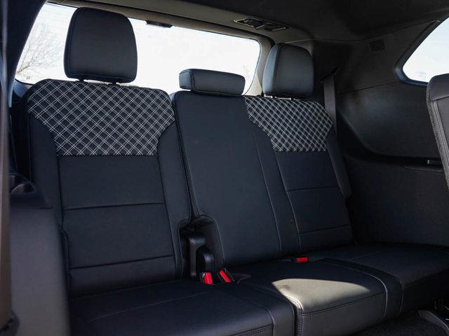 new 2025 GMC Acadia car, priced at $61,998