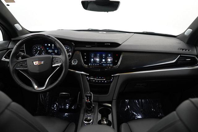 used 2025 Cadillac XT6 car, priced at $58,998