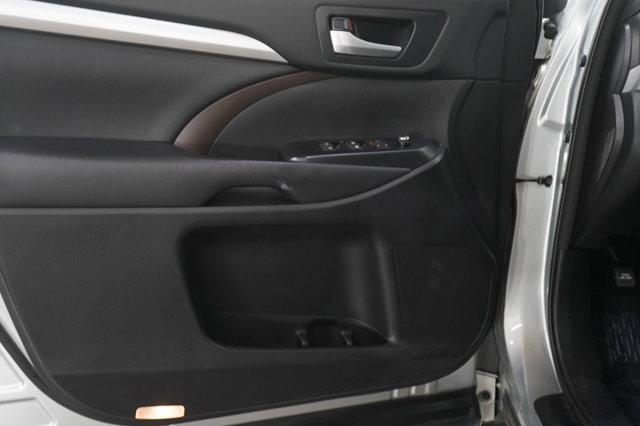 used 2018 Toyota Highlander car, priced at $24,599