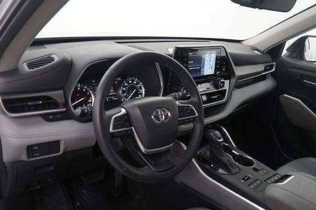 used 2022 Toyota Highlander car, priced at $38,799