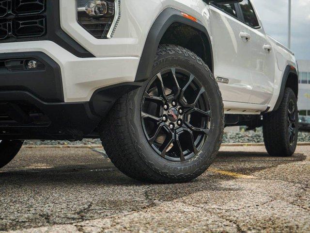 new 2025 GMC Canyon car, priced at $45,998