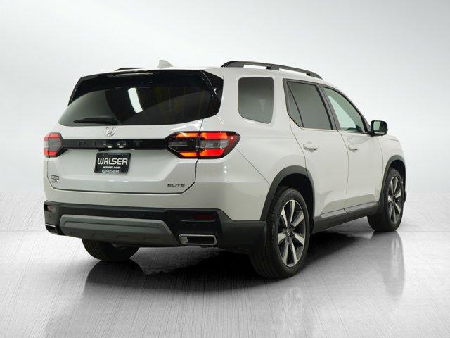 used 2023 Honda Pilot car, priced at $43,499