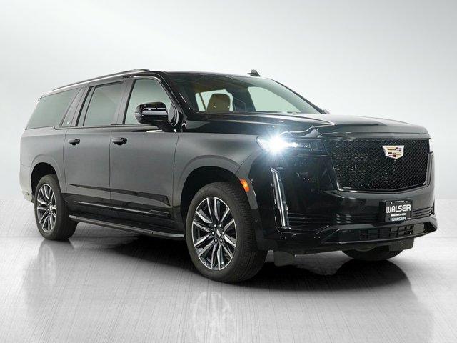 used 2024 Cadillac Escalade ESV car, priced at $87,998